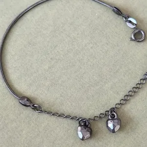 PULSEIRA RÓDIO NEGRO INFANTIL CORAÇÃO PENDURADO