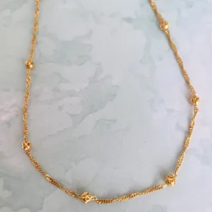 COLAR DOURADO BOLINHA TRABALHADA