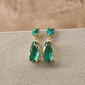 BRINCO DOURADO PEDRAS CORAÇÃO GOTA ESMERALDA