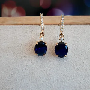 BRINCO DOURADO GOTA ZIRCÔNIA SAFIRA