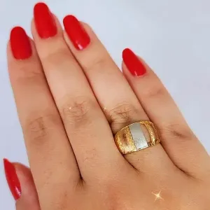 ANEL DOURADO DETALHES FIOS EM BANHO TONS AMARELO, VEREMELHO E BRANCO