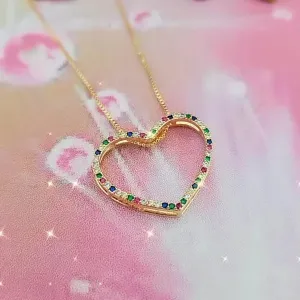COLAR CORAÇÃO CRAVEJANDO EM MICROZIRCÔNIAS COLORIDAS