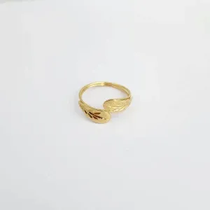 ANEL DOURADO DETALHES