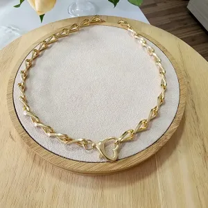 COLAR DOURADO ELOS FECHO CORAÇÃO