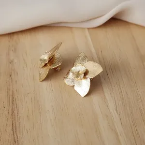 BRINCO FLOR ORGÂNICA QUATRO PÉTALAS