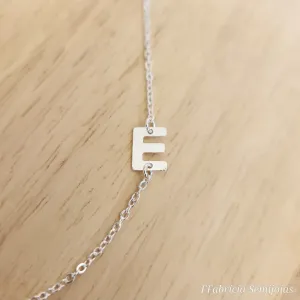 COLAR BANHO DE PRATA LETRA E LATERAL 45+5CM