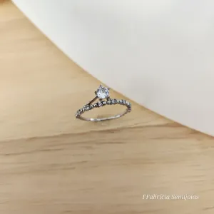 ANEL PRATA 925 CRAVEJADO MICROZIRCÔNIAS CRISTAL