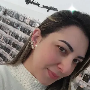 BRINCO EAR CUFF FLORES CRAVEJADO COM MICROZIRÔNIAS COLORIDAS