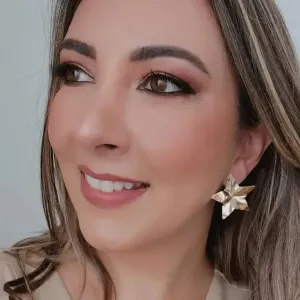 BRINCO CHAPA ORGÂNICO ESTRELA