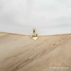 PINGENTE DOURADO CORAÇÃO AMOR DE MADRINHA