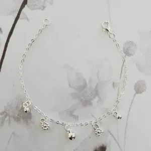 PULSEIRA PINGENTES BOLAS E FLORES