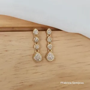 BRINCO GOTA CRAVEJADO COM MICROZIRCÔNIAS CRISTAL