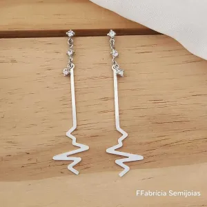 BRINCO BATIDAS DO CORAÇÃO TRÊS PONTO DE LUZ