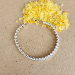 PULSEIRA DOURADA CRAVEJADA EM ZIRCÔNIAS CRISTAL