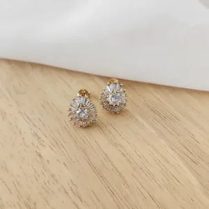 BRINCO GOTA CRAVEJADA EM MICROZIRCÔNIA CRISTAL