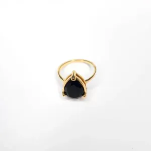 ANEL DOURADO PEDRA GOTA PRETA