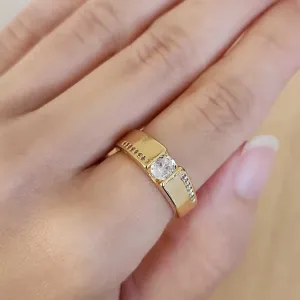 ANEL SOLITÁRIO CRAVEJADO EM MICROZIRCÔNIAS CRISTAL