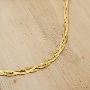 COLAR AÇO DOURADO MALHA FITA FINA TRÊS FIOS TRANÇADOS 45+5CM