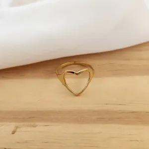 ANEL AÇO DOURADO CORAÇÃO VAZADO