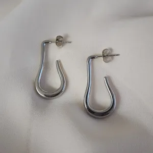 BRINCO ARGOLA GOTA ORGÂNCA AÇO