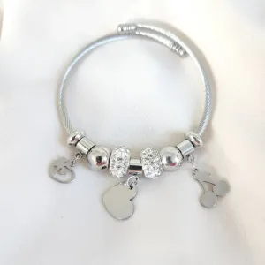 BRACELETE PULSEIRA AÇO ARO PINGENTES CEREJAS, CORAÇÃO E TREVO