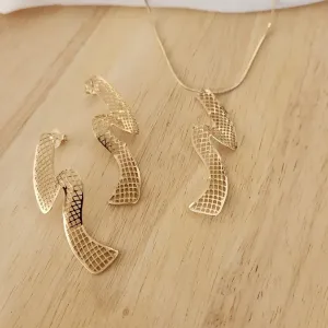 CONJUNTO COLAR E BRINCOS ORGÂNIC FORMATO ONDA