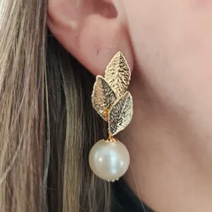 BRINCO FOLHAS E PÉROLA