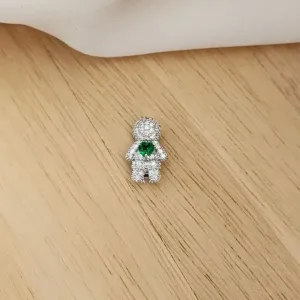 PINGENTE CHARM RÓDIO BRANCO MENINO CRAVEJADO EM ZIRCÔNIAS