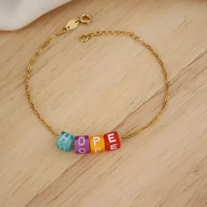 PULSEIRA SINGAPURA COM LETRAS COLORIDAS HOPE