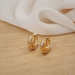 BRINCO ARGOLINHA GOTA CRAVEJADO EM ZIRCÔNIAS