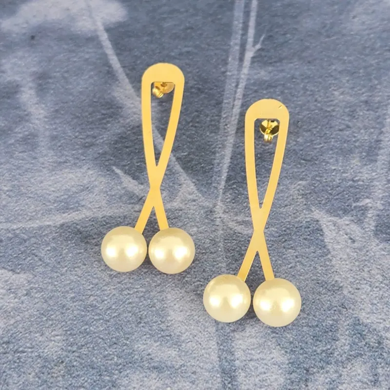 BRINCO DOURADO PÉROLAS