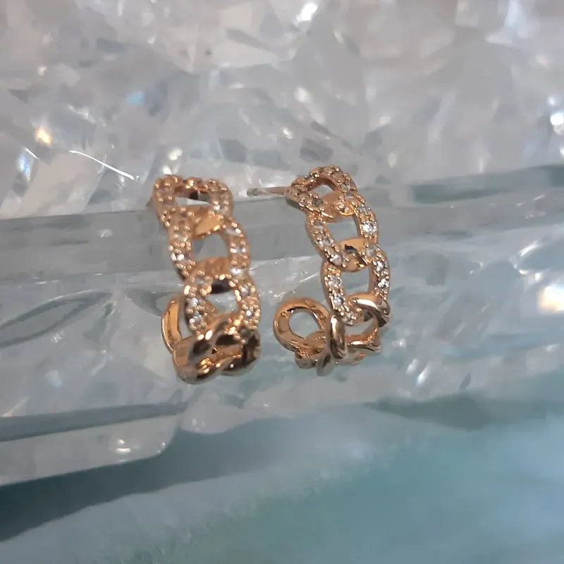ARGOLINHA CORRENTE CRAVEJADA EM MICROZIRCÔNIAS CRISTAL
