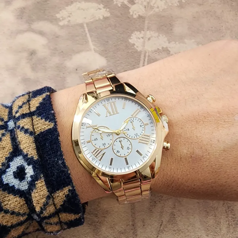 RELÓGIO DOURADO PULSEIRA METAL