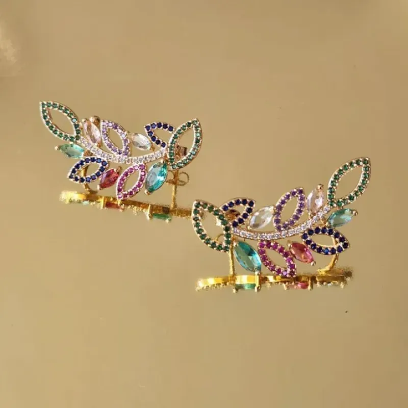 BRINCO EAR CUFF DOURADO NAVETES E MICROZIRCÔNIAS COLORIDAS