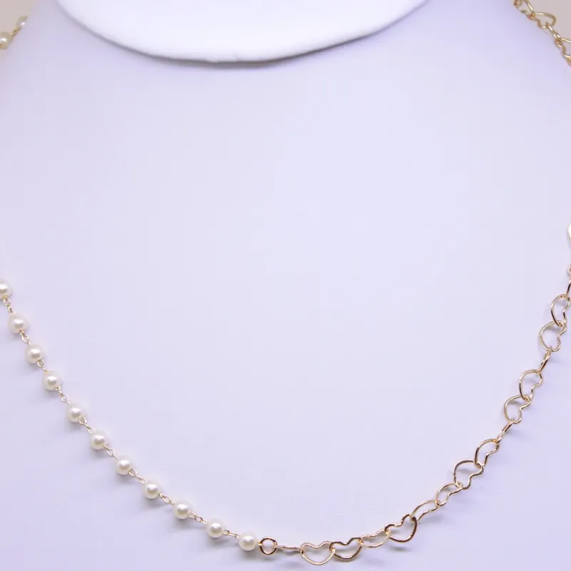 COLAR DOURADO ELOS DE CORAÇÃO VAZADO E PÉROLA