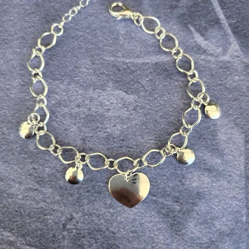 PULSEIRA PRATA LEVE ELOS PINGENTES CORAÇÃO E CIRCULOS