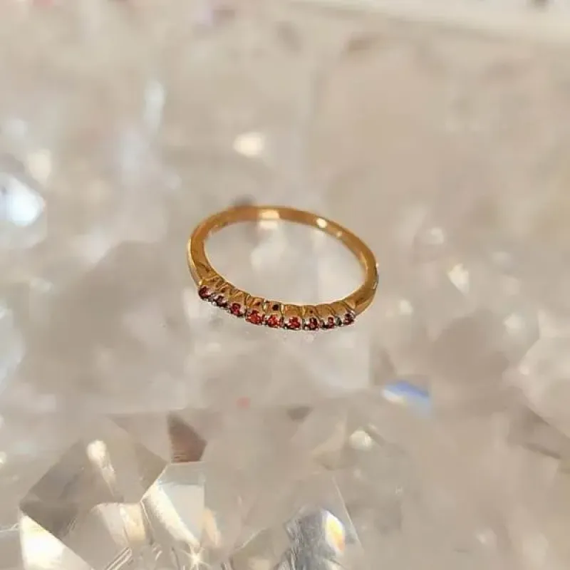 ANEL MEIA ALIANÇA CRAVEJADO MICROZIRCÔNIAS LARANJA