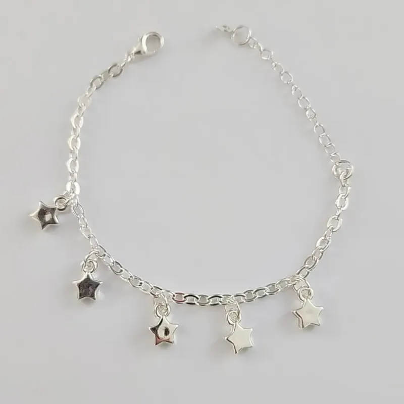 PULSEIRA INFANTIL PINGENTES ESTRELAS