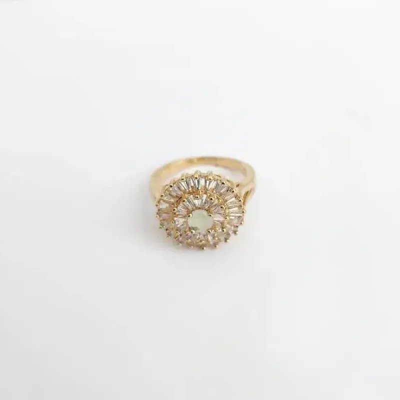 ANEL DOURADO TIPO PIZZA PEDRA OPALA COM ZIRCÔNIAS CRISTAL