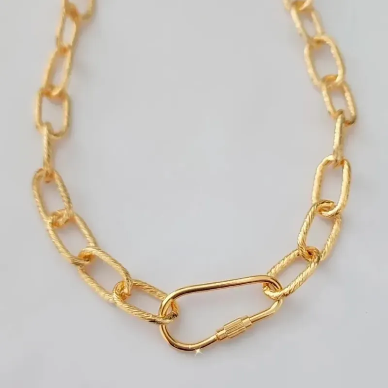 COLAR DOURADO FOSCO ELOS FECHO MOSQUETÃO LONGO