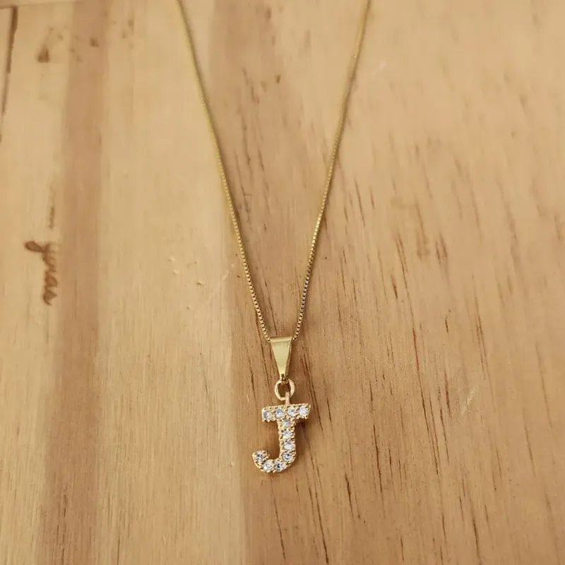 COLAR VENEZIANA COM PINGENTE LETRA J