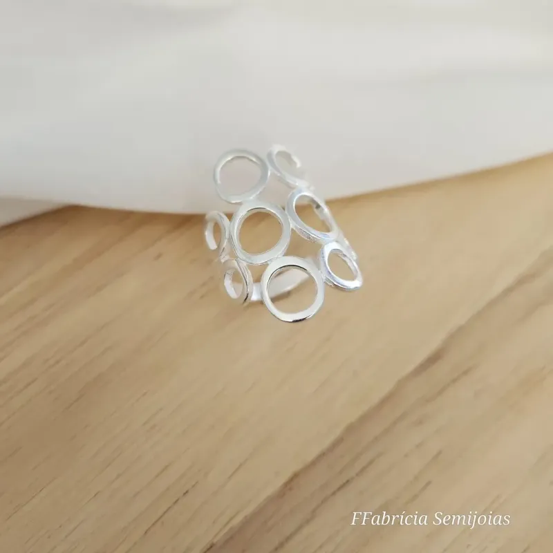 ANEL PRATA 925 COM FORMAS GEOMETRICAS DE CIRCULO