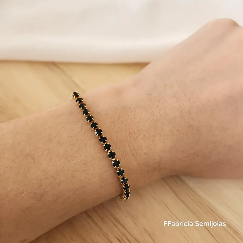 PULSEIRA RIVIERA ZIRCÔNIAS PRETAS