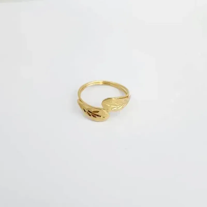 ANEL DOURADO DETALHES