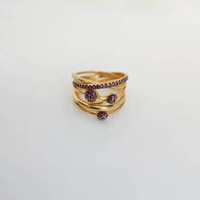 ANEL DOURADO DETALHES ZIRCÔNIAS ROSA