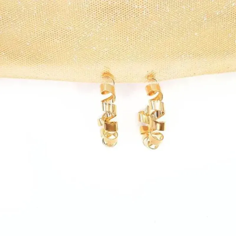 BRINCO ARGOLA DOURADO TORCIDO