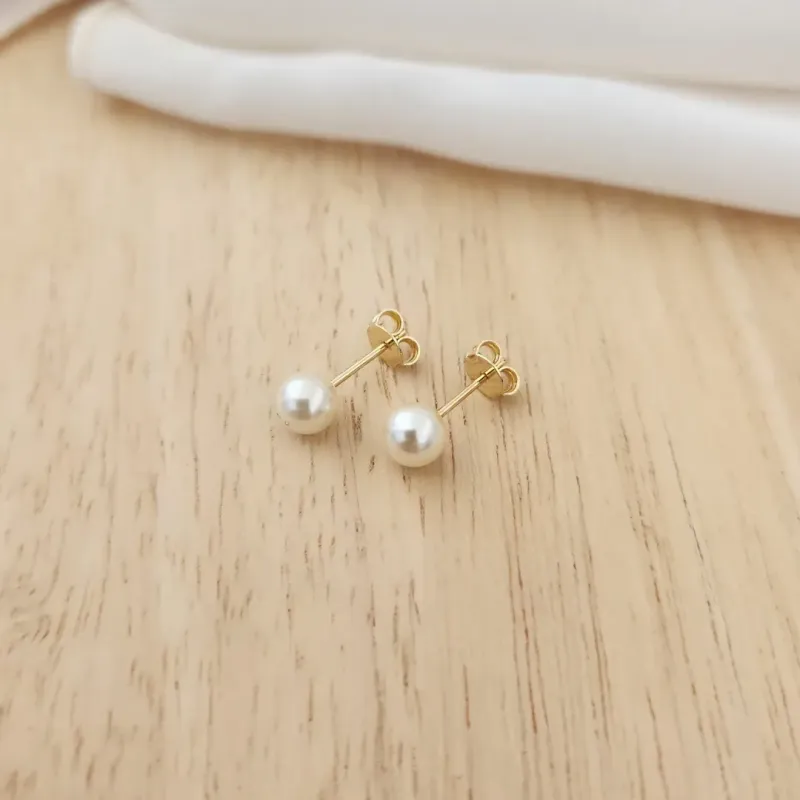 BRINCO DOURADO PÉROLA 6MM