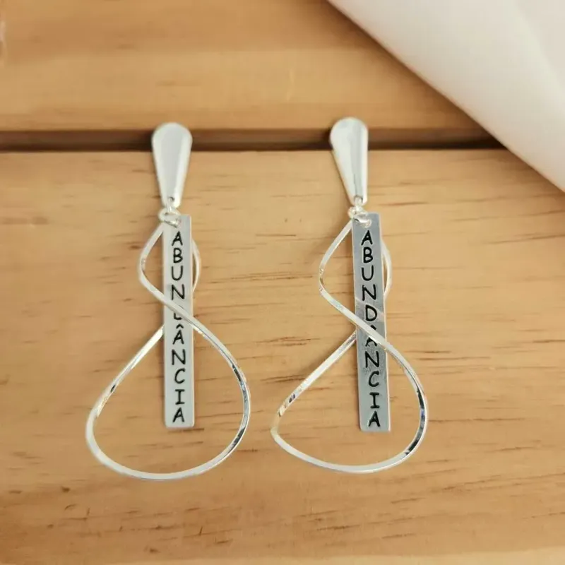 BRINCO INFINITO CAÍDO ABUNDÂNCIA