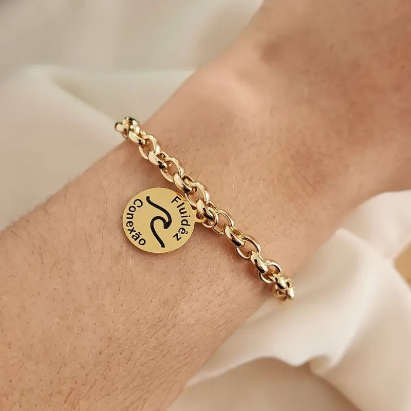 PULSEIRA DOURADA ELOS PINGENTE FLUIDÊZ, ONDA E CONEXÃO