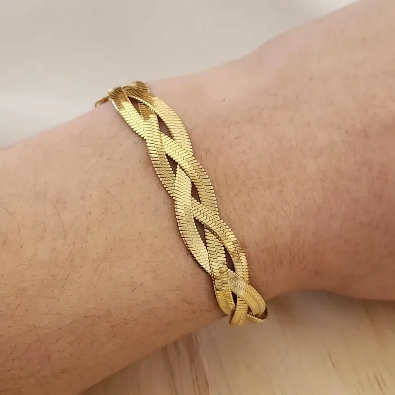 PULSEIRA AÇO DOURADO MALHA FITA MÉDIA TRÊS FIOS TRANÇADOS